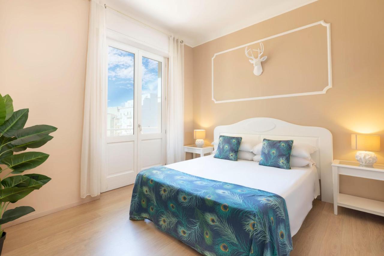 Colibri Prestige Rooms - Roman Ruins View カリアリ エクステリア 写真